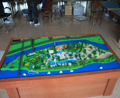 China Modelos arquitectónicos miniatura agradables para la disposición del planeamiento de tierra de la tabla de la arena proveedor