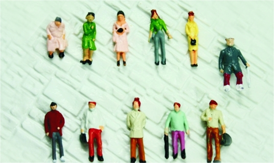 China Cuadros femeninos pintados gente arquitectónica del modelo de escala del 1:150 el 1.3cm proveedor