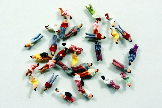 China La gente arquitectónica del modelo de escala del 1:300 plástico pintó cuadros los 0.6cm proveedor