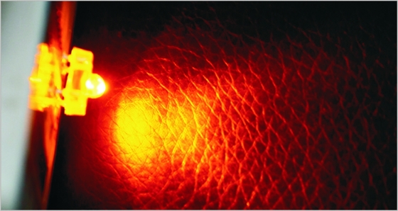China OEM Piranha Led luminoso poste de luz de calle modelo para diseño de tren proveedor