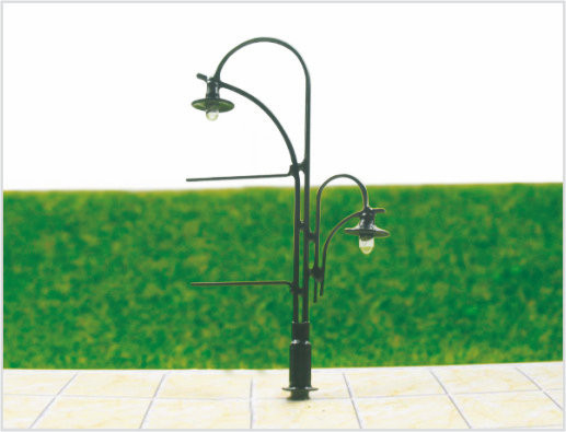 China T85 Personalizado 6V dos puntas plástico modelo farola puesto para diseños de ferrocarril 8 cm proveedor
