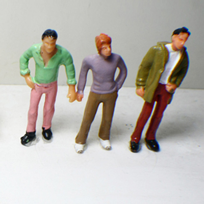 P43-10 al aire libre 1:43 escala arquitectónica modelo personas pintado figuras 4.8 cm proveedor