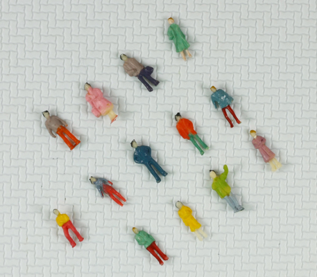Figuras que nadan blanco de escala de DIY de la gente arquitectónica del modelo de la escala de N proveedor