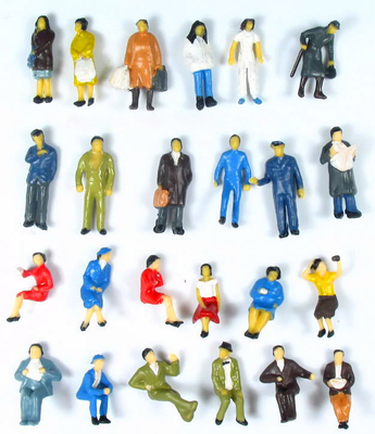 Figuras modelo hechas a mano de la gente del proyecto arquitectónico para el profesional del modelo del tren proveedor