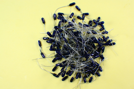 Lámparas al aire libre del poste de los pequeños bulbos transparentes de Bule mini 3m m 6.5V para la fabricación modelo proveedor