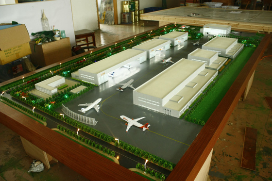 Miniatura modelo arquitectónica modificada para requisitos particulares del fabricante 3D para la disposición del aeropuerto proveedor