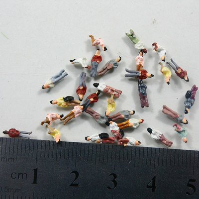 escale a la gente arquitectónica del modelo de escala del 1:300 los 0.6cm, las figuras pintadas plástico para la disposición ferroviaria proveedor