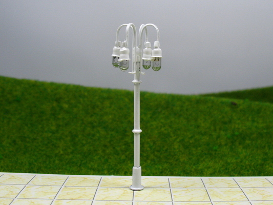 Farol luminoso los 5.5cm del modelo de escala de la calle de T53-Custom 6V para HO la disposición del tren proveedor