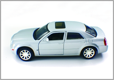 La aleación del 1:24 muere los coches modelo de encargo elegantes Chrysler 300C de escala del molde proveedor