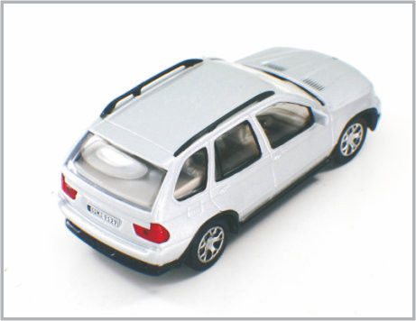 1/43 coches modelo de encargo fundidos a troquel BMWX5 de escala de la aleación para la colección y el regalo proveedor