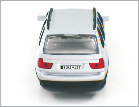 1/43 coches modelo de encargo fundidos a troquel BMWX5 de escala de la aleación para la colección y el regalo proveedor