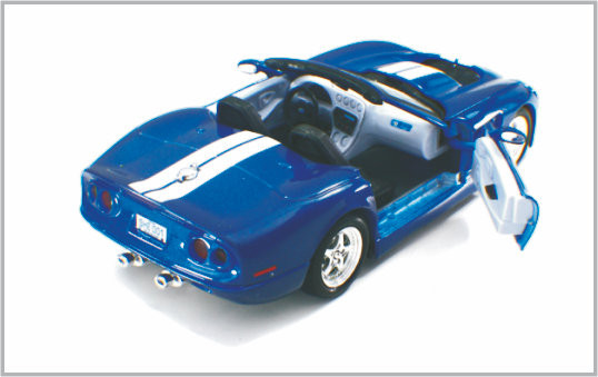 Mini serie de encargo azul fundida a troquel 1999 de Shelby de los coches modelo de escala de la aleación 1 como regalo proveedor