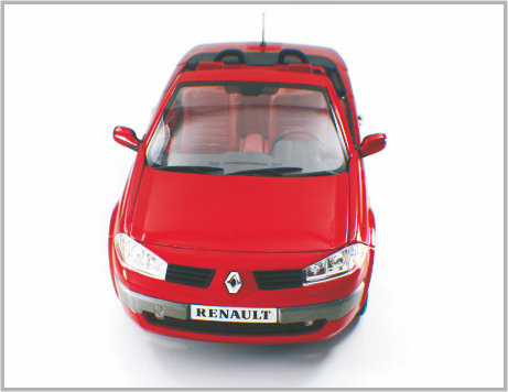 1/18 fundió los coches modelo de encargo imponentes rojos de escala a troquel de la aleación como a casa Decoratio y colección proveedor