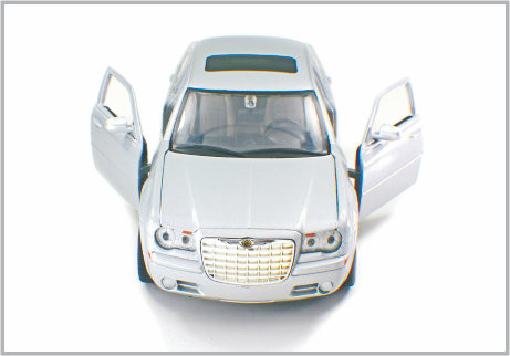 1/24 fundió los coches modelo de encargo blancos de escala a troquel de la aleación como a casa Decoratio y colección proveedor