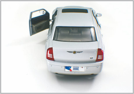 1/24 fundió los coches modelo de encargo blancos de escala a troquel de la aleación como a casa Decoratio y colección proveedor