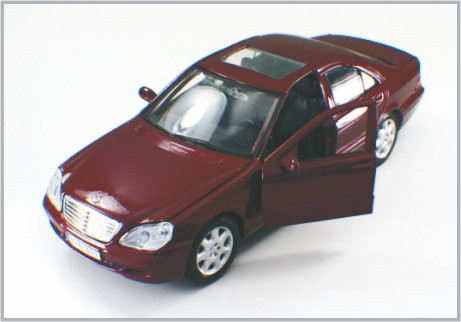 1/24 fundió la clase de encargo rojo oscuro de Mercedes Benzs a troquel de los coches modelo de escala de la aleación como Decoratio proveedor