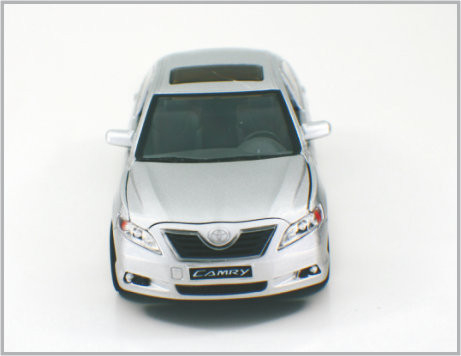 Coches modelo de encargo fundidos a troquel adaptables TOYOTA CAMRY de escala de la aleación del juguete proveedor