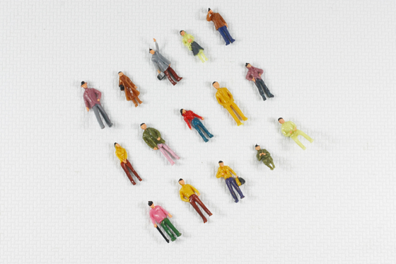 Figura de pintura materiales de escala del 1:75 de la gente arquitectónica del modelo de los equipos los 2.5cm/modelo proveedor